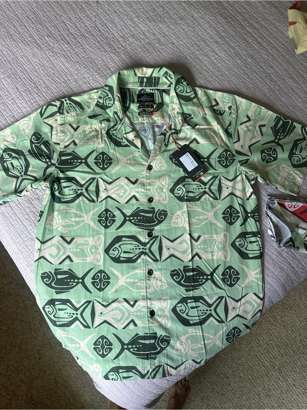 Quicksilver Waterman Comfort Fit Tiki Men’s Shirt